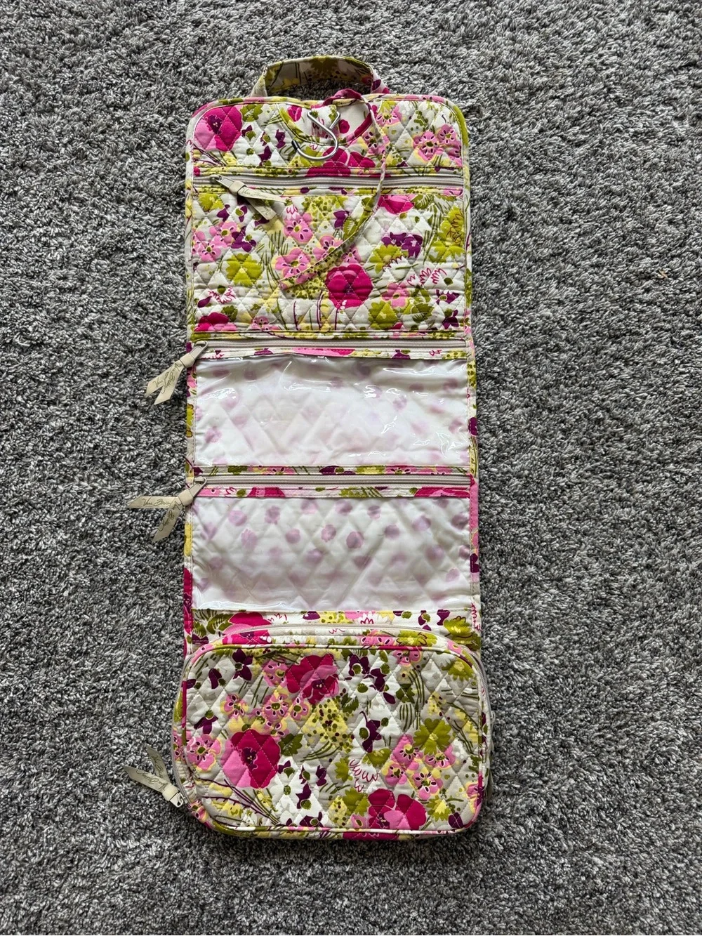 #219 Vera Bradley Quilted Floral Hanging Travel Organizer